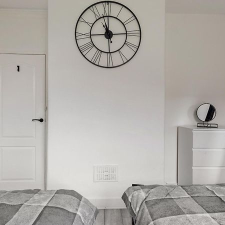 Beautifully Modern 2-Bed Apartment W/Garden London Exterior photo