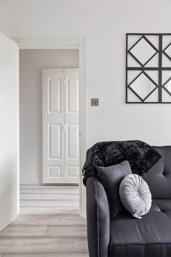 Beautifully Modern 2-Bed Apartment W/Garden London Exterior photo