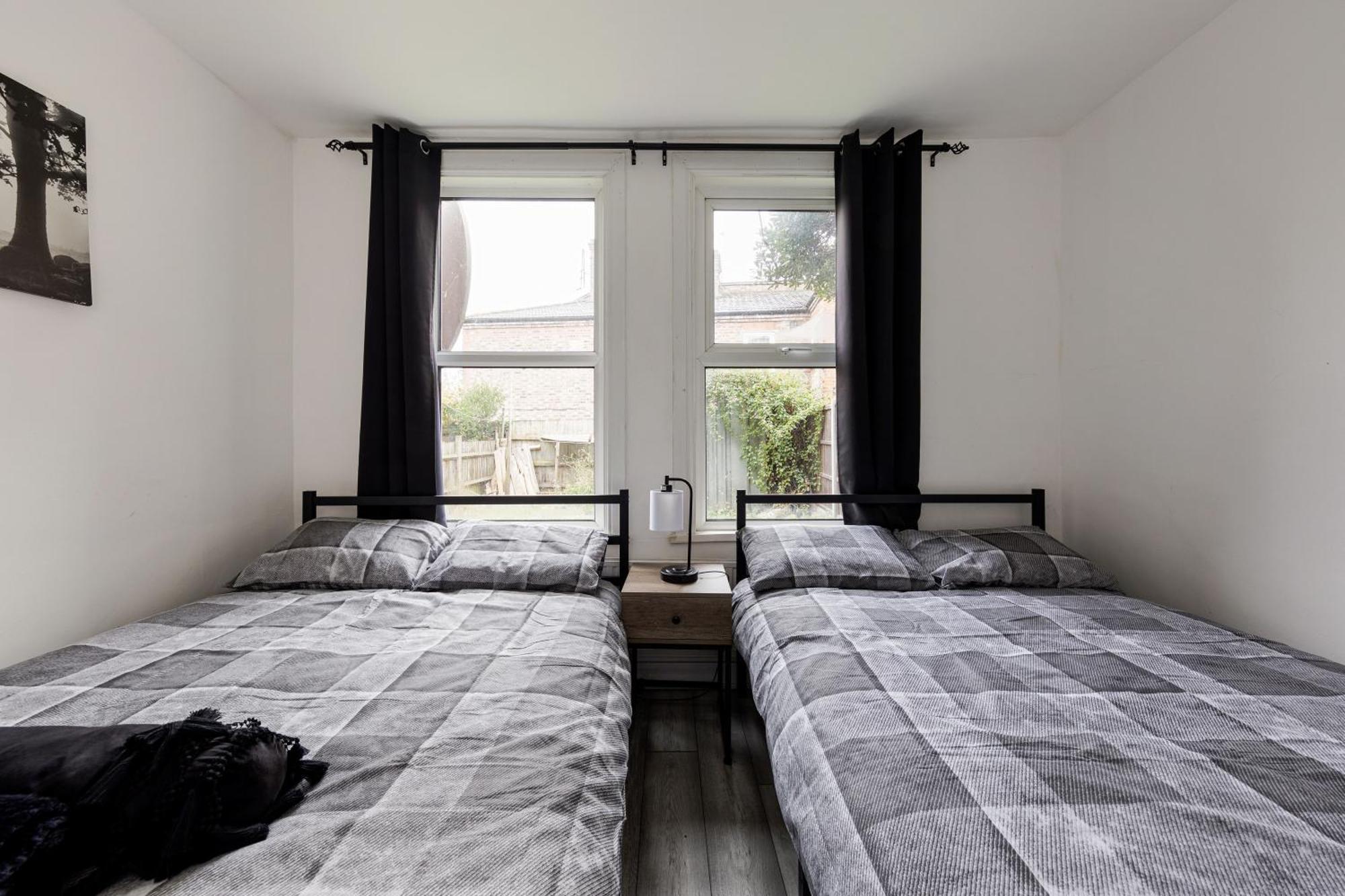 Beautifully Modern 2-Bed Apartment W/Garden London Exterior photo